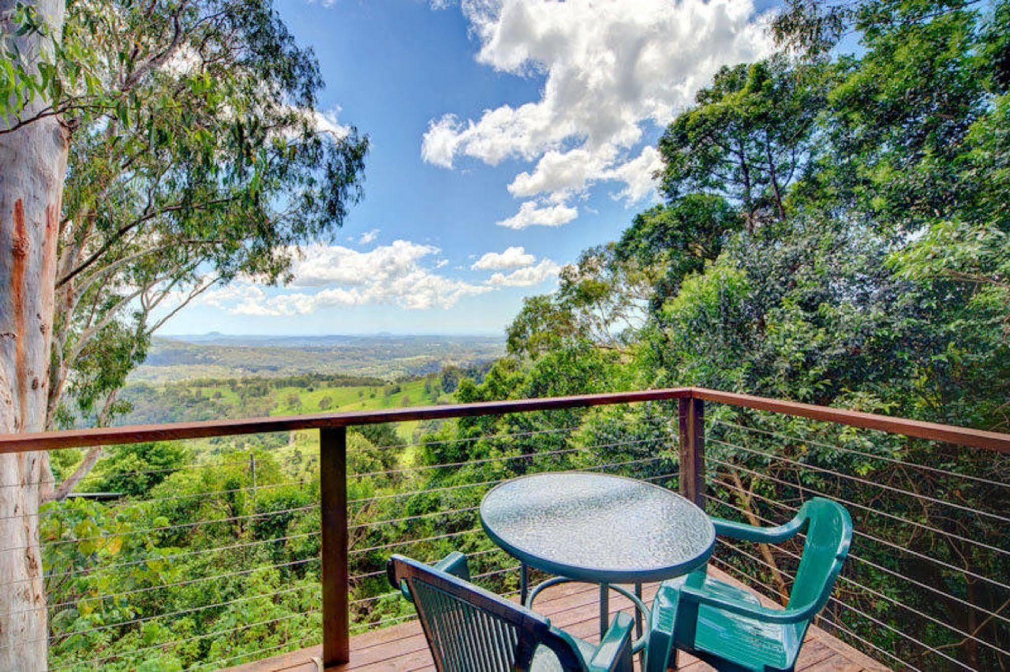 Treetops Seaview Montville Kültér fotó